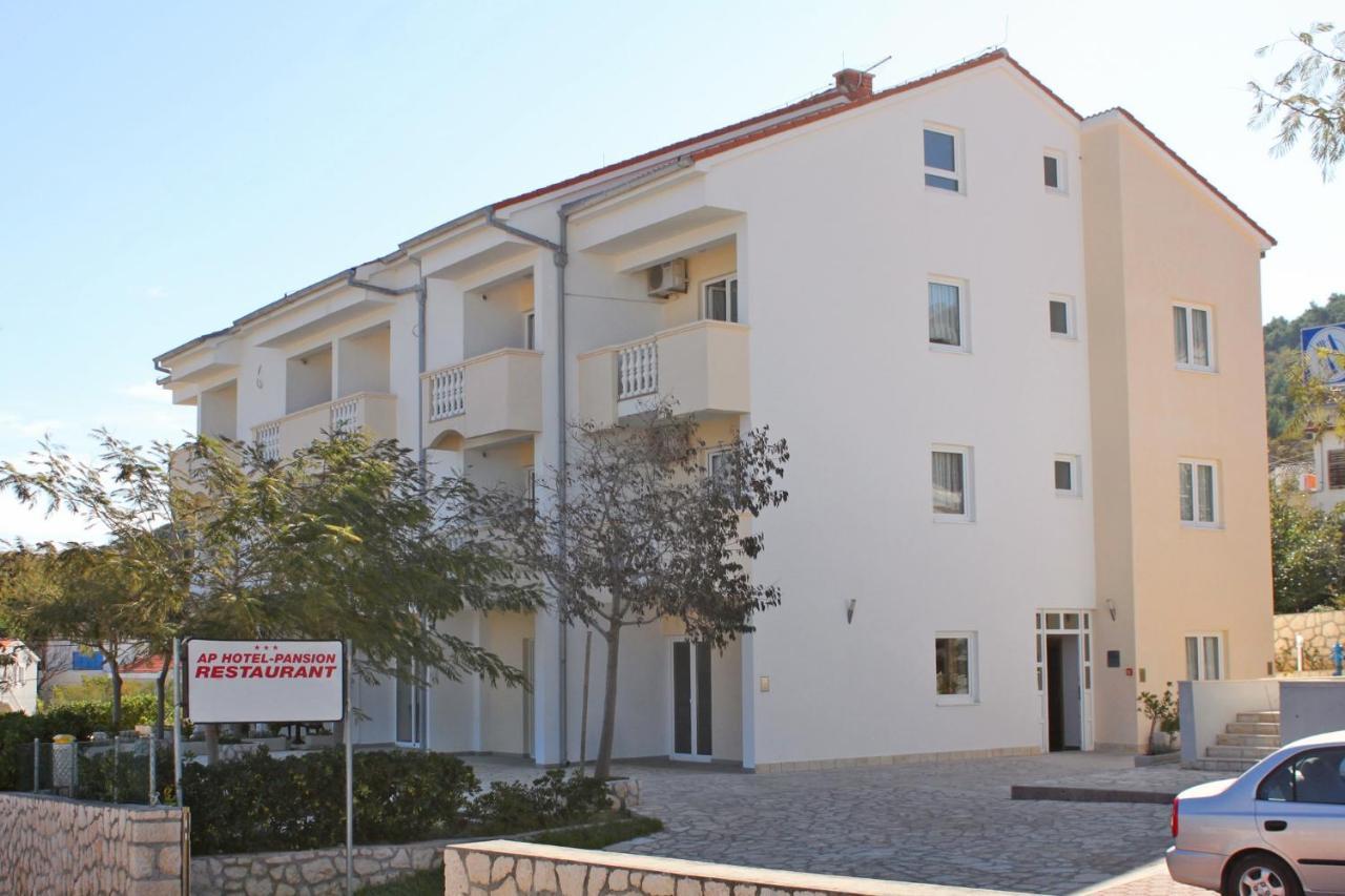 Apartments And Rooms By The Sea Vinjerac, Zadar - 3248 Eksteriør bilde