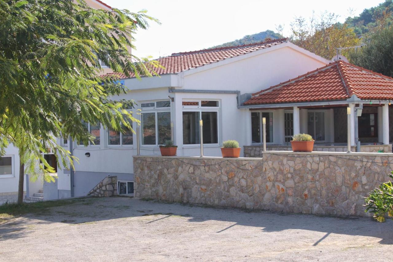 Apartments And Rooms By The Sea Vinjerac, Zadar - 3248 Eksteriør bilde